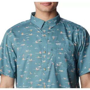 Columbia Mens PFG Super Slack Tide Short Sleeve Shirt Teal Tailfins Print Medium